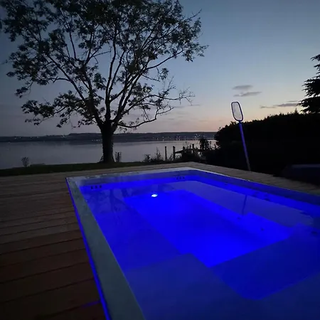 Qbify - Private Lakeside Living - Eigener Uberlingen